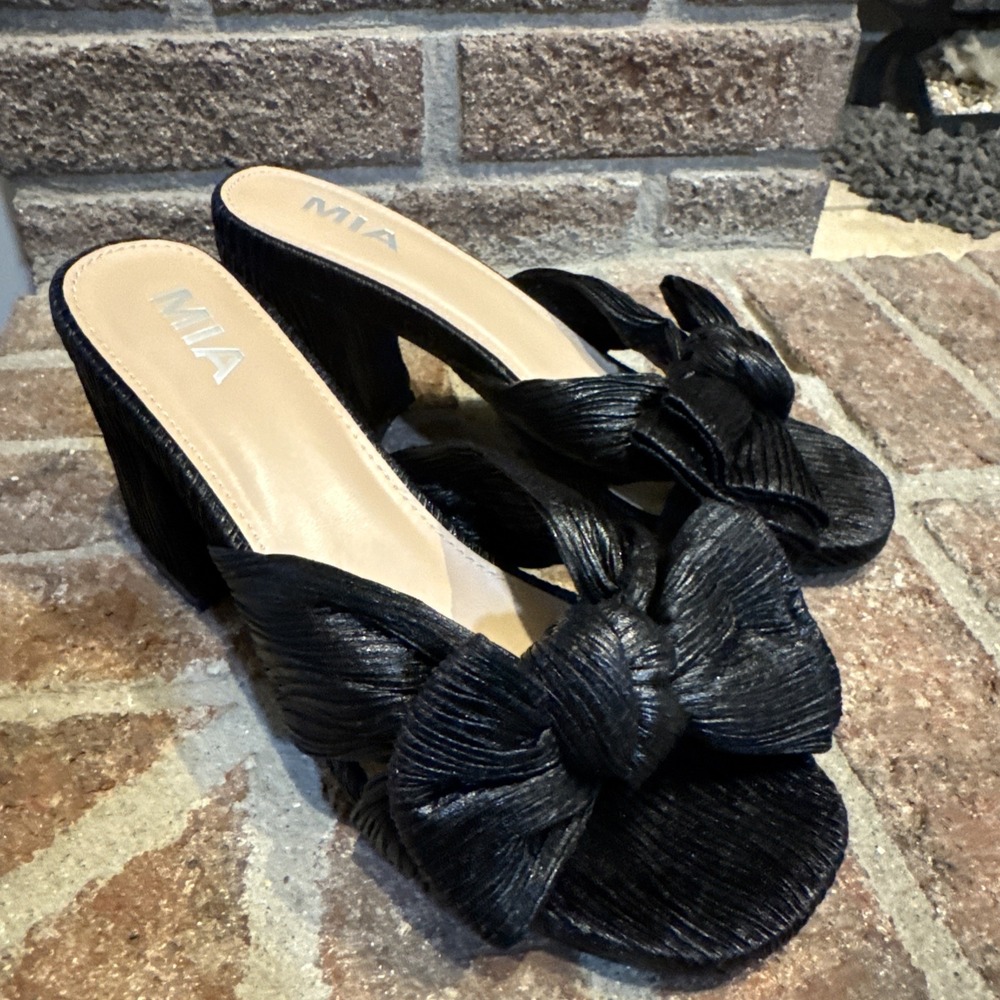 MIA Mechelle Knotted Bow Black Sz 6.5 Mule Block Heels Quiet Luxury Clean Girl